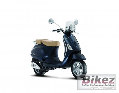 2009 Vespa LX 125 Navy photo